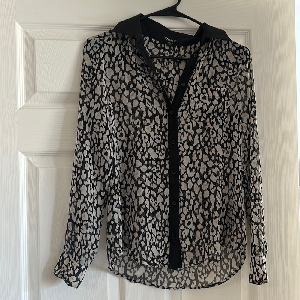 Rare Bebe Leopard Sheer Button Down Blouse